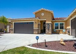 Pre-foreclosure in  Mistletoe Ln Murrieta, CA 92563