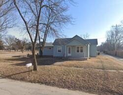 Pre-foreclosure in  N 29th St Parsons, KS 67357