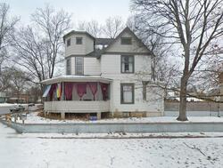 Pre-foreclosure in  Tennessee St Lawrence, KS 66044