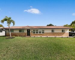 Pre-foreclosure in  Nw 41st St Pompano Beach, FL 33065