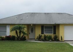 Pre-foreclosure in  Gazelle Dr Kissimmee, FL 34759