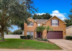 Pre-foreclosure in  Oak Brook Ln Eustis, FL 32736