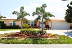 Pre-foreclosure in  Ne 11th Way Deerfield Beach, FL 33441