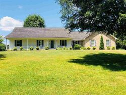 Pre-foreclosure in  W G Talley Rd Alvaton, KY 42122