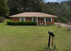 Pre-foreclosure in  Foreman Cir Opp, AL 36467