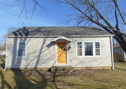 Pre-foreclosure in  Washington Ave Madison, IN 47250