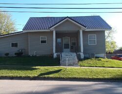 Pre-foreclosure in  Osceola Ave Chariton, IA 50049