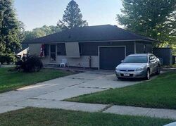 Pre-foreclosure in  S Olive St Sioux City, IA 51106
