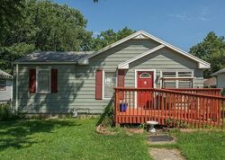 Pre-foreclosure in  Sw 7th St Des Moines, IA 50315