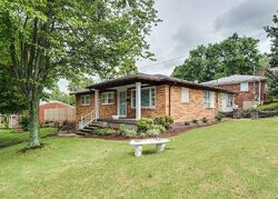 Pre-foreclosure in  Lawrie Ln Louisville, KY 40214