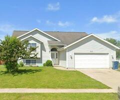 Pre-foreclosure in  Valley Ave Fremont, MI 49412