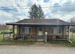 Pre-foreclosure in  Woodside Dr Mc Donald, PA 15057