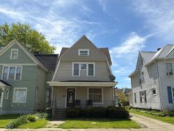 Pre-foreclosure in  W 8th St Erie, PA 16502