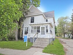 Pre-foreclosure in  Madison Ave Se Grand Rapids, MI 49507