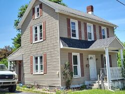  Gladstone St, Bangor PA