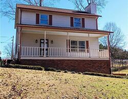  Inman Cir, Mount Airy NC