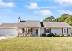 Pre-foreclosure in  Zachary Ln Hubert, NC 28539