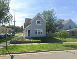 Pre-foreclosure in  Palmer St Ne Grand Rapids, MI 49505