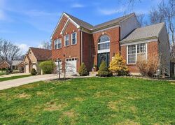 Pre-foreclosure in  Sunmont Dr Cincinnati, OH 45255