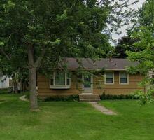 Pre-foreclosure in  7th Ave E Shakopee, MN 55379