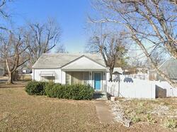  N 10th St, Perry OK