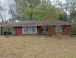 Pre-foreclosure in  Anna Dr Memphis, TN 38109