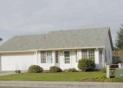 Pre-foreclosure in  NE 13th Cir Vancouver, WA 98684