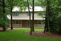 Pre-foreclosure in  ASPEN DR Walnutport, PA 18088