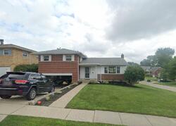 Pre-foreclosure in  Moonridge Dr Cincinnati, OH 45248