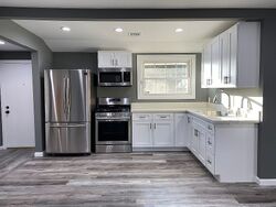 Pre-foreclosure in  Hayvenhurst Ave North Hills, CA 91343