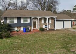 Pre-foreclosure in  Roberts St Florence, AL 35633
