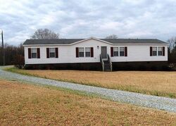 Pre-foreclosure in  Federal Rd Benson, NC 27504