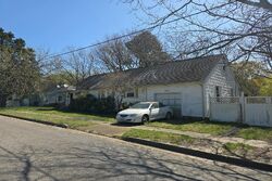 Pre-foreclosure in  Bankhead Ave Norfolk, VA 23513