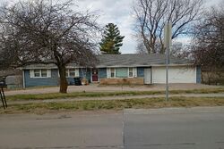 Pre-foreclosure in  N 78th St Omaha, NE 68134