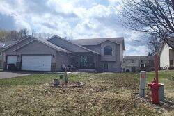 Pre-foreclosure in  Vendell St Buffalo, MN 55313