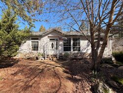Pre-foreclosure in  Candlelight Dr Somerset, CA 95684