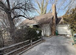 Pre-foreclosure in  Hawthorne Rd Reno, NV 89502