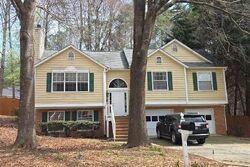 Pre-foreclosure in  Marleigh Farm Rd Nw Kennesaw, GA 30152