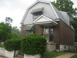 Pre-foreclosure in  Delor St Saint Louis, MO 63116