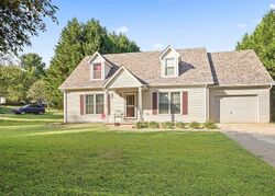 Pre-foreclosure in  Tumbleweed Dr Lenoir, NC 28645