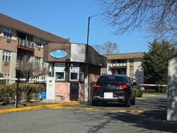 Pre-foreclosure in  River Rd Apt D1 Edgewater, NJ 07020