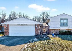Pre-foreclosure in  Charlesgate Rd Dayton, OH 45424
