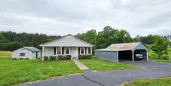  Concord Rd, Chatham VA