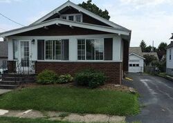  Wayland Rd, Syracuse NY