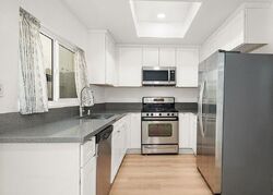 Pre-foreclosure in  34th St Unit 38 Santa Monica, CA 90405