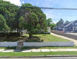 Pre-foreclosure in  E 6th Ave Runnemede, NJ 08078