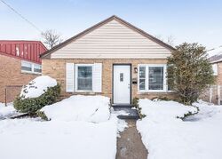 Pre-foreclosure in  S EDBROOKE AVE Riverdale, IL 60827