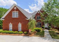 Pre-foreclosure in  Peppertree Highlands Cir Trussville, AL 35173