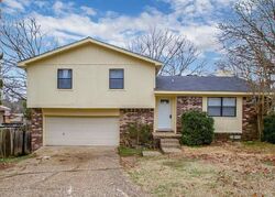 Pre-foreclosure in  Havenwood Ln Maumelle, AR 72113