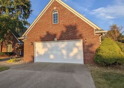 Pre-foreclosure in  Woodview Dr Whiteland, IN 46184